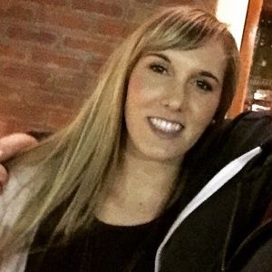 Meet your Posher, Olivia